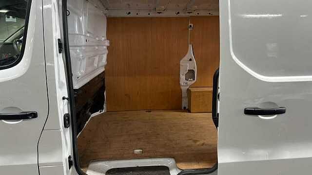 Nissan Primastar 2.0 dCi 110 Acenta L1 H1 2.8T Panel Van with Air Con and Ply Lining