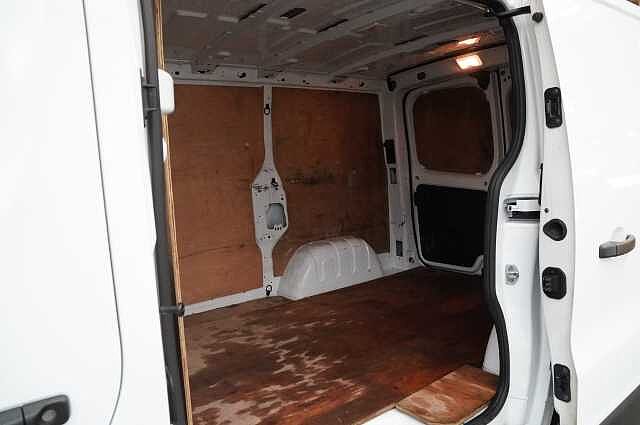 Nissan Primastar 2.0 dCi 110 Acenta L1 H1 3.0T Panel Van with Air Con