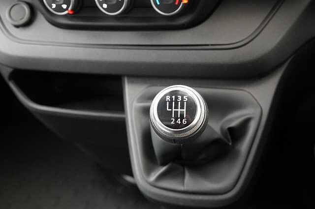 Nissan Primastar 2.0 dCi 110 Acenta L1 H1 3.0T Panel Van with Air Con