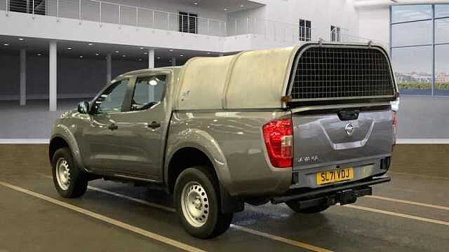 Nissan Navara 2.3 dCi 163 TT 4WD Visia Pickup with A/C + Tow Bar and Ifor Williams Canopy