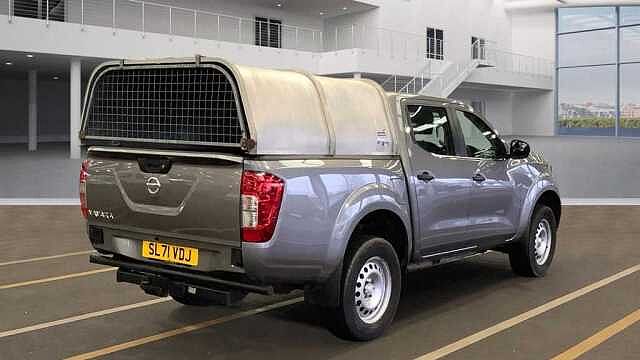 Nissan Navara 2.3 dCi 163 TT 4WD Visia Pickup with A/C + Tow Bar and Ifor Williams Canopy