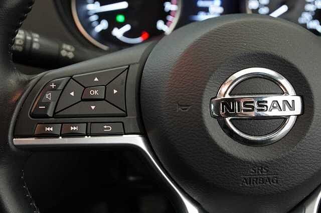 Nissan Qashqai 1.2 DIG-T 115 Acenta with Tech Pack Upgrade - Nav and Rear Parking Camera