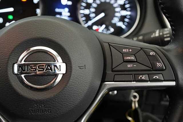 Nissan Qashqai 1.2 DIG-T 115 Acenta with Tech Pack Upgrade - Nav and Rear Parking Camera