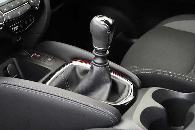 Nissan Qashqai 1.2 DIG-T 115 Acenta with Tech Pack Upgrade - Nav and Rear Parking Camera