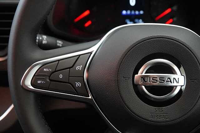 Nissan Primastar 2.0 dCi 170 Tekna L1 H1 2.8T Panel Van with Sat Nav and Rear View Camera