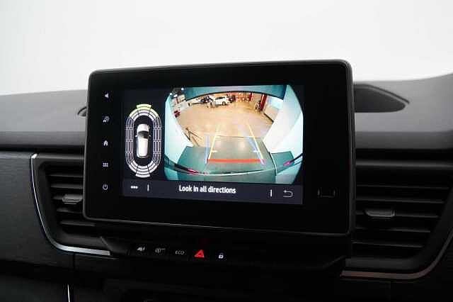 Nissan Primastar 2.0 dCi 170 Tekna L1 H1 2.8T Panel Van with Sat Nav and Rear View Camera