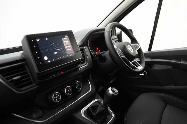 Nissan Primastar 2.0 dCi 170 Tekna L1 H1 2.8T Panel Van with Sat Nav and Rear View Camera
