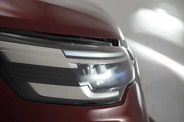 Nissan Primastar 2.0 dCi 170 Tekna L1 H1 2.8T Panel Van with Sat Nav and Rear View Camera