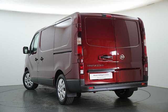 Nissan Primastar 2.0 dCi 170 Tekna L1 H1 2.8T Panel Van with Sat Nav and Rear View Camera