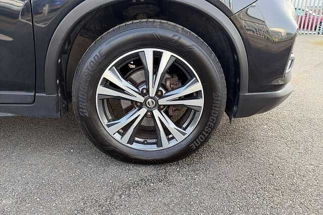 Nissan X-TRAIL 1.6 dCi N-Connecta 5dr Xtronic