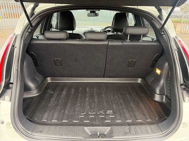 Nissan JUKE 1.6 [112] Tekna 5dr [Bose]