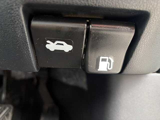 Nissan JUKE 1.6 [112] Tekna 5dr [Bose]