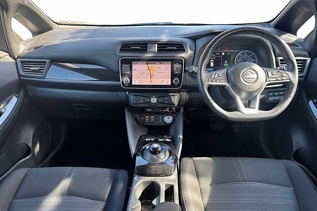 Nissan LEAF 110kW N-Connecta 39kWh 5dr Auto
