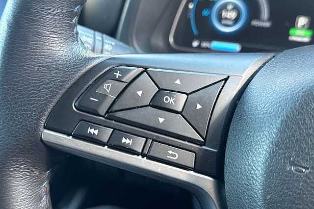 Nissan LEAF 110kW N-Connecta 39kWh 5dr Auto