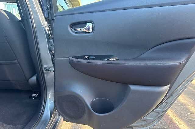Nissan LEAF 110kW N-Connecta 39kWh 5dr Auto