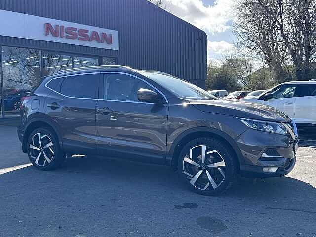 Nissan Qashqai 1.3 DIG-T Tekna SUV 5dr Petrol Manual Euro 6 (s/s) (140 ps)