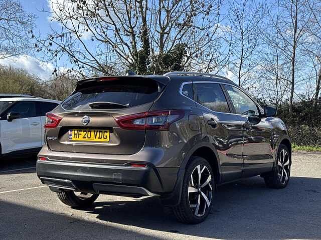 Nissan Qashqai 1.3 DIG-T Tekna SUV 5dr Petrol Manual Euro 6 (s/s) (140 ps)