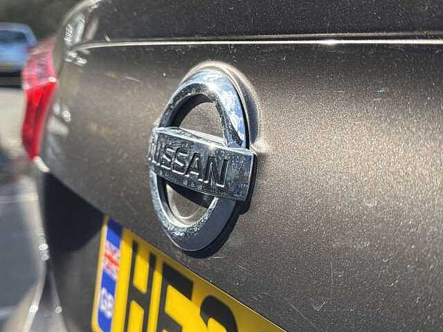 Nissan Qashqai 1.3 DIG-T Tekna SUV 5dr Petrol Manual Euro 6 (s/s) (140 ps)