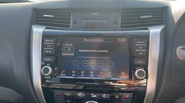 Nissan Navara Double Cab Pick Up Tekna 2.3dCi 190 TT 4WD Auto