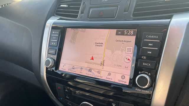 Nissan Navara Double Cab Pick Up Tekna 2.3dCi 190 TT 4WD Auto