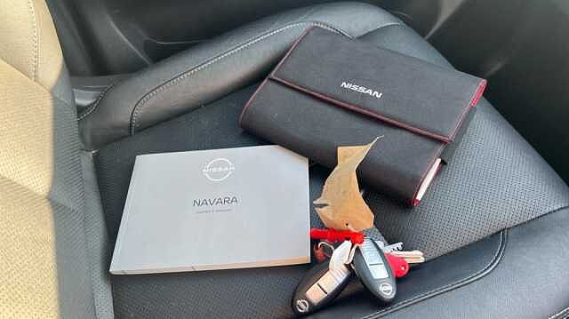 Nissan Navara Double Cab Pick Up Tekna 2.3dCi 190 TT 4WD Auto