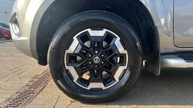 Nissan Navara Double Cab Pick Up Tekna 2.3dCi 190 TT 4WD Auto