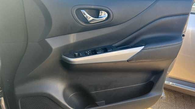 Nissan Navara Double Cab Pick Up Tekna 2.3dCi 190 TT 4WD Auto