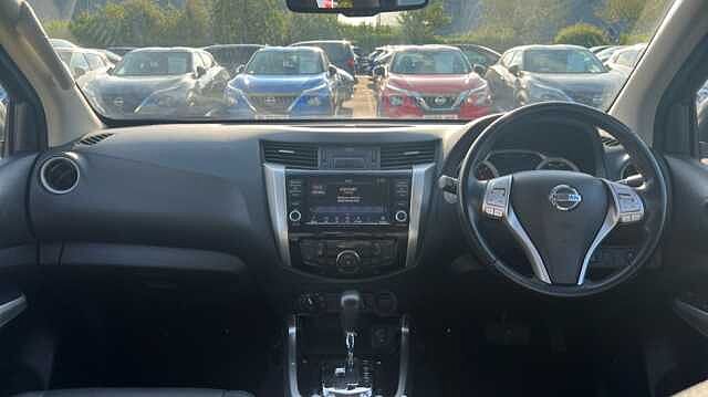 Nissan Navara Double Cab Pick Up Tekna 2.3dCi 190 TT 4WD Auto