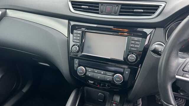 Nissan Qashqai 1.5 dCi 115 N-Connecta 5dr