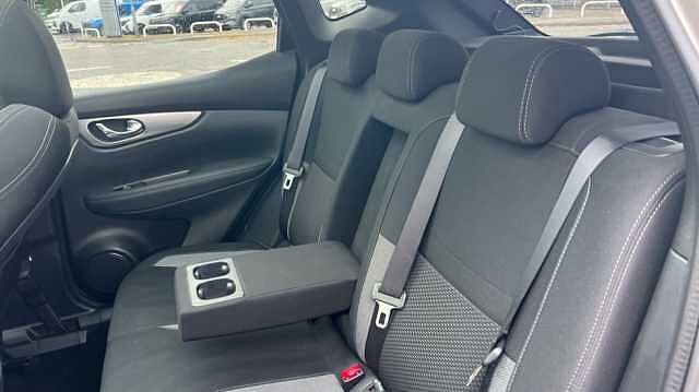 Nissan Qashqai 1.5 dCi 115 N-Connecta 5dr