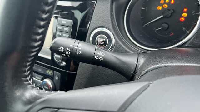 Nissan Qashqai 1.5 dCi 115 N-Connecta 5dr