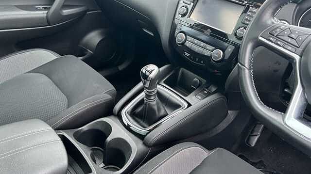 Nissan Qashqai 1.5 dCi 115 N-Connecta 5dr