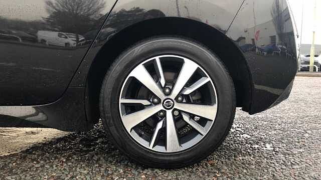 Nissan LEAF LEAF 110kW Acenta 40kWh 5dr Auto [6.6kw Charger]