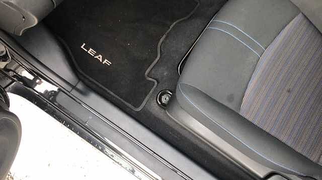 Nissan LEAF LEAF 110kW Acenta 40kWh 5dr Auto [6.6kw Charger]