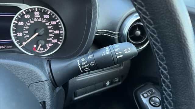 Nissan Juke JUKE 1.0 DiG-T 114 N-Connecta 5dr