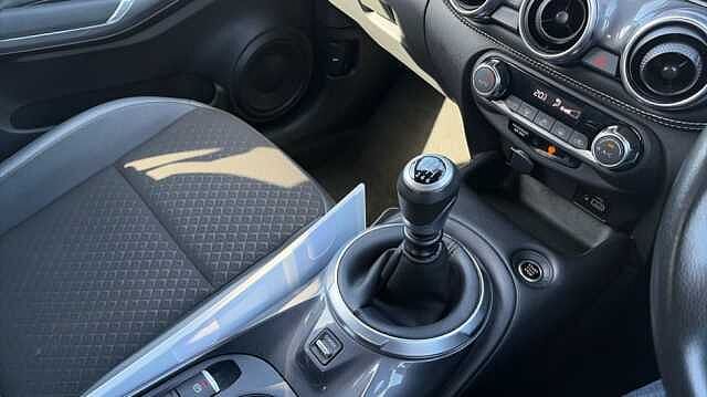 Nissan Juke JUKE 1.0 DiG-T 114 N-Connecta 5dr
