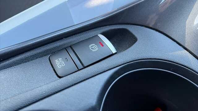 Nissan Juke JUKE 1.0 DiG-T 114 N-Connecta 5dr