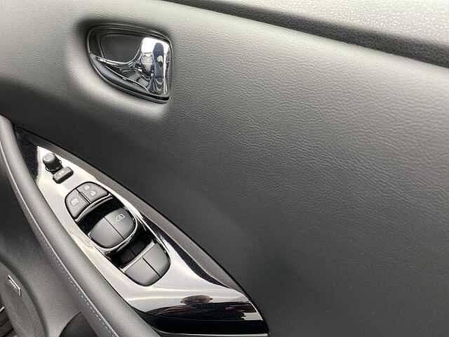 Nissan LEAF 110kW Tekna 39kWh 5dr Auto