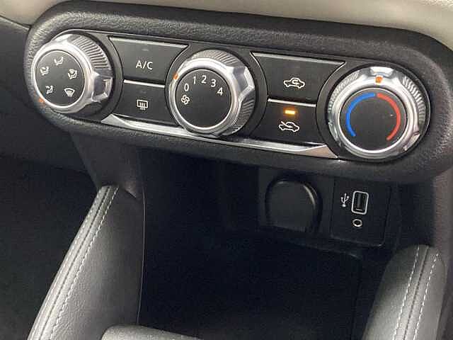 Nissan MICRA 1.0 IG-T 92 Acenta 5dr [Nav]