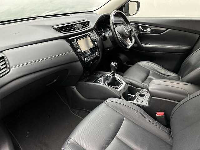Nissan X-TRAIL 1.6 dCi Tekna 5dr