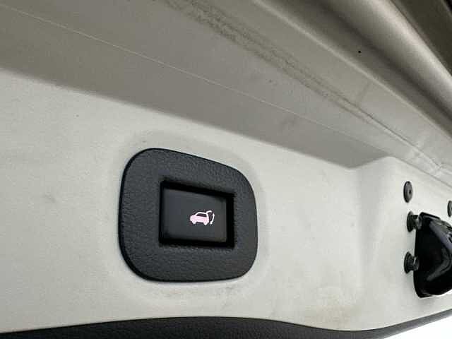 Nissan X-TRAIL 1.6 dCi Tekna 5dr