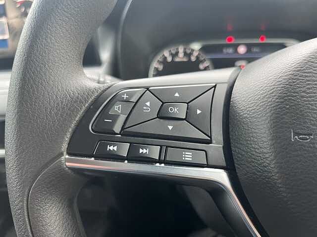 Nissan Juke 1.0 DiG-T Acenta Premium 5dr