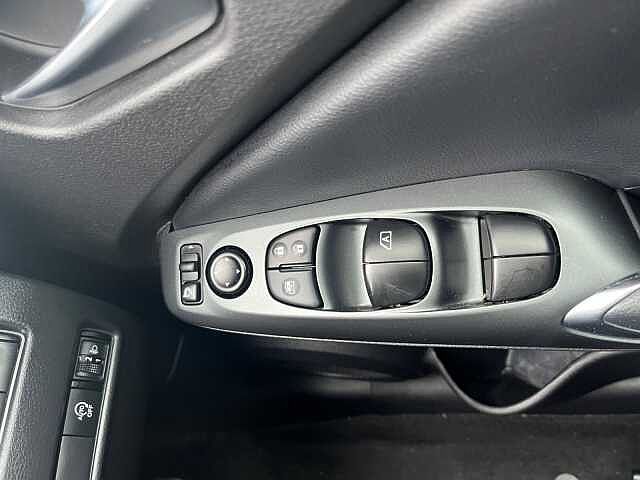 Nissan Juke 1.0 DiG-T Acenta Premium 5dr