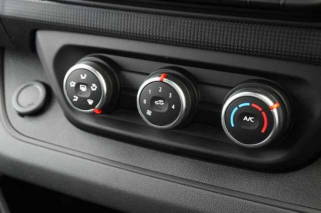 Nissan Primastar 2.0 dCi 110 Acenta L1 H1 3.0T Panel Van