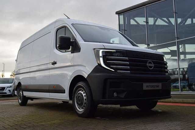 Nissan Interstar 2.0 dCi 150 Acenta L3 H2 3.5T Panel Van
