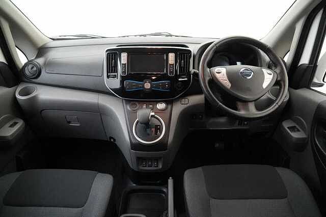 Nissan e-NV200 Combi 40KW Evalia Auto with 7 Seats and Sat Nav + Heat Pack Upgrade