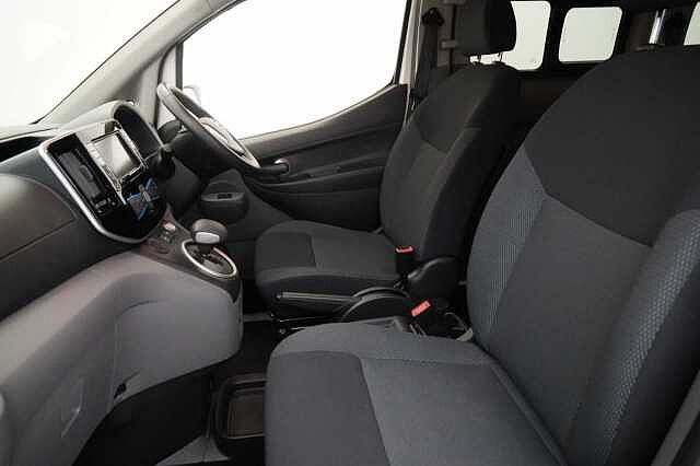 Nissan e-NV200 Combi 40KW Evalia Auto with 7 Seats and Sat Nav + Heat Pack Upgrade