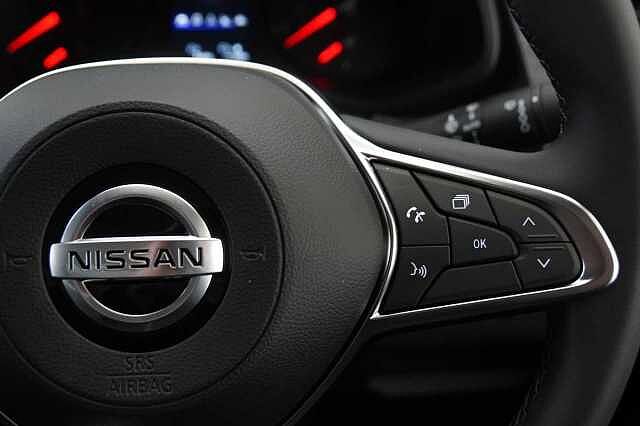 Nissan Primastar 2.0 dCi 130 Tekna L1 H1 2.8T Panel Van with Sat Nav and Rear View Camera