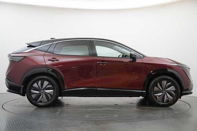 Nissan ARIYA 63KW Advance Auto with Sat Nav and 360 View Cameras
