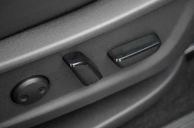 Nissan ARIYA 63KW Advance Auto with Sat Nav and 360 View Cameras